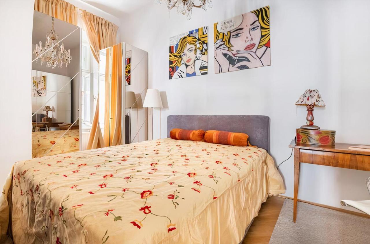 Ferienwohnung Imperial Gem . Flamboyant Studio . Heart Of Wien Exterior foto